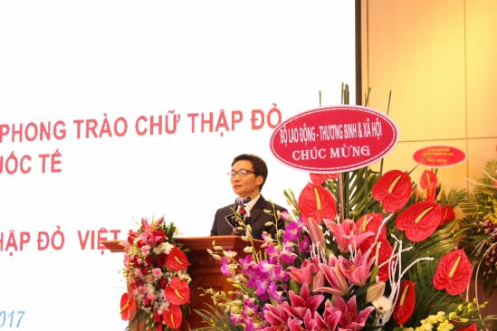 Phó Thủ tướng Chính phủ Vũ Đức Đam phát biểu tại Lễ Kỷ niệm. (Ảnh: Báo Nhân đạo)