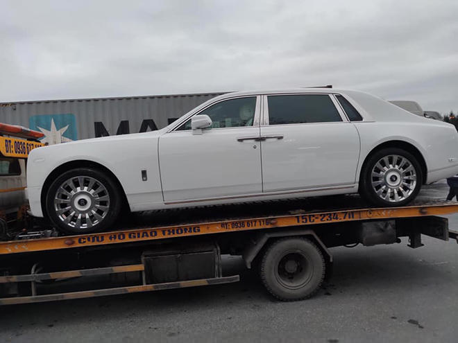 rolls-royce phantom viii tranquility cap cang, chao san cac dai gia viet hinh anh 2