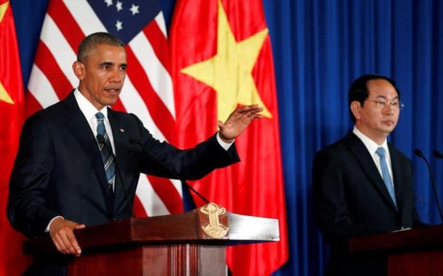 Tổng thống Mỹ Obama trong cuộc họp báo chung với Chủ tịch nước Trần Đại Quang hôm nay 23/5. (Ảnh: AP)