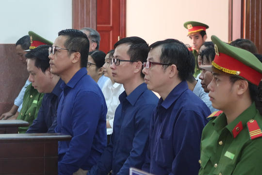 Các bị cáo tại toà