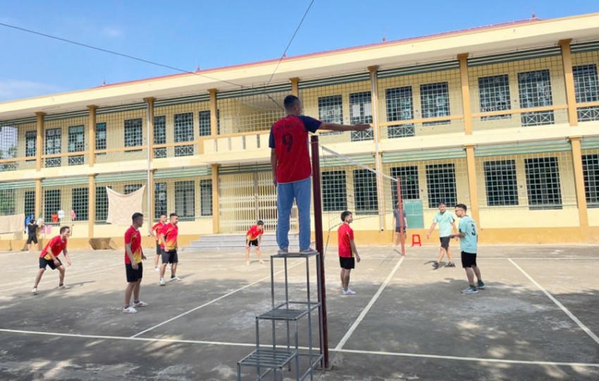 Hoạt động văn hoá, văn nghệ, thể dục thể thao được đẩy mạnh.