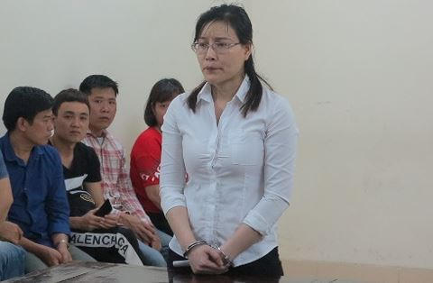 Nữ giáo viến 9X mờ mắt trước đồng tiền, nhận cái kết đắng.