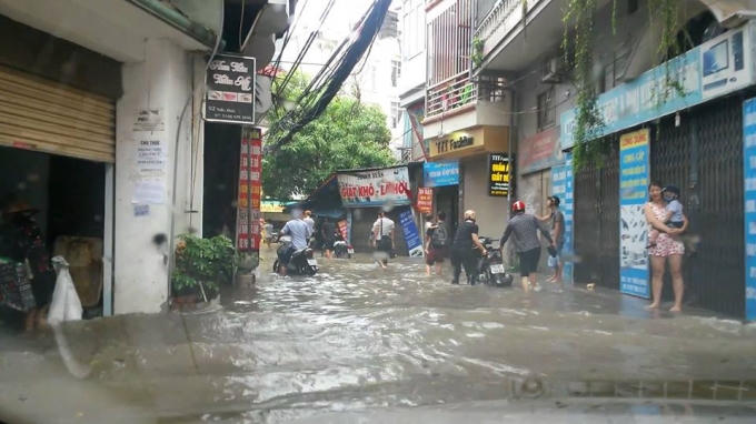 9h tại phố Triều Khúc - Hà Đông