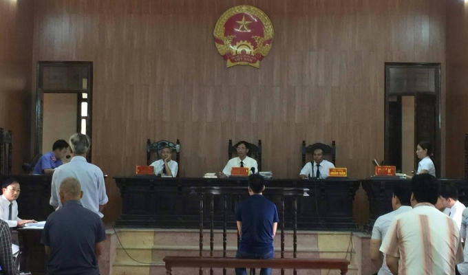 Toàn cảnh phiên xét xử.