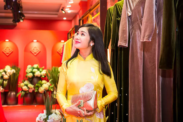 Khi dòng phim thị trường thoái trào, Thu Hà trở về thủ đô, tiếp tục công tác tại Nhà hát kịch Hà Nội. Cô hoạt động nghệ thuật âm thầm, lặng lẽ, thỉnh thoảng tham gia đóng phim.