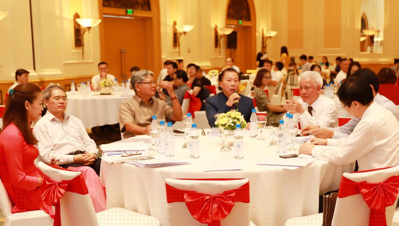 Các đại biểu tham dự Tọa đàm.