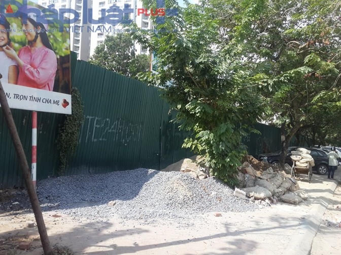 Hiện các ngành chức năng đang có kế hoạch thu hồi hu đất này để mở rộng trường tiểu học Phương Liên hoặc xây dựng trường mầm non phường Phương Liên.