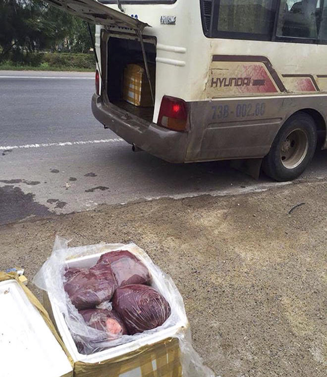 Số hàng trên được dự trữ với ý định tiêu thụ sang Lào.