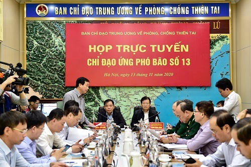 Ban Chỉ đạo Trung ương về phòng chống thiên tai họp trực tuyến về ứng phó bão số 13