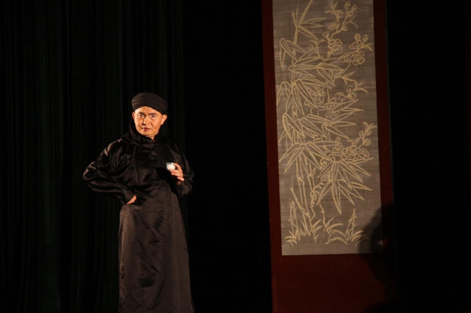 Nghệ sĩ Xuân Hinh.