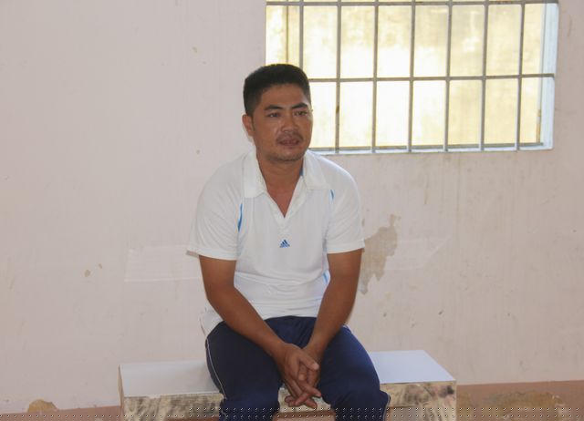 Huỳnh Nghĩa Hiệp tại cơ quan công an