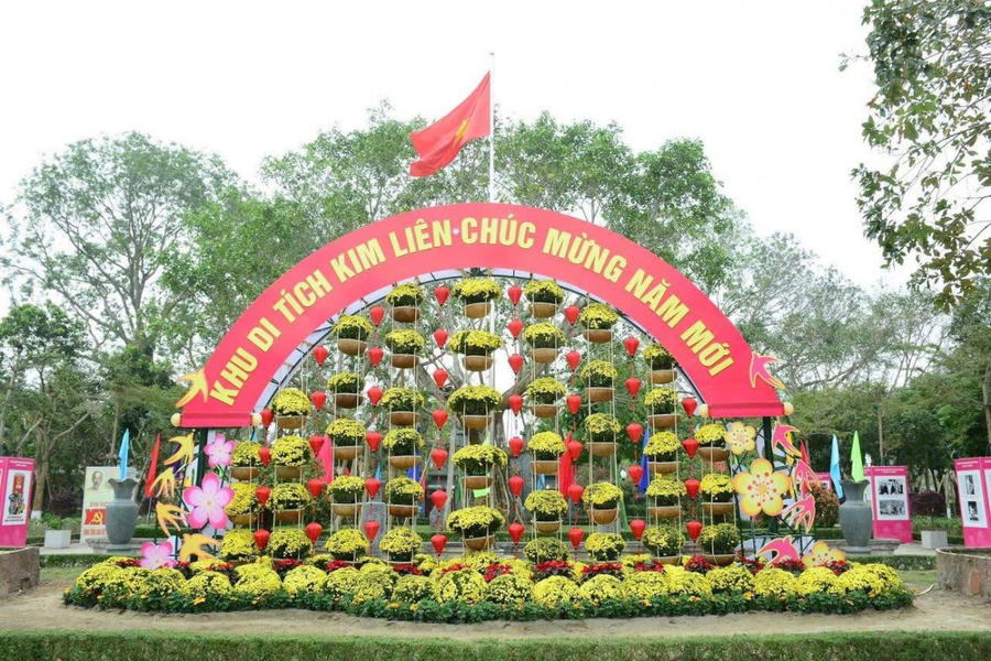 Nơi lưu giữ những hiện vật gắn với cuộc sống, sinh hoạt bình dị của Chủ tịch Hồ Chí Minh thời niên thiếu và gia đình Bác.