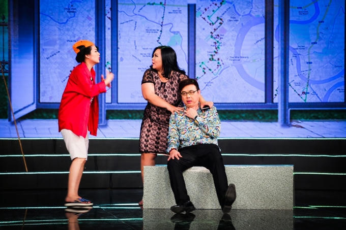 Danh h&agrave;i Ch&iacute; T&agrave;i hốt hoảng khi vợ bất ngờ đ&ograve;i ly h&ocirc;n