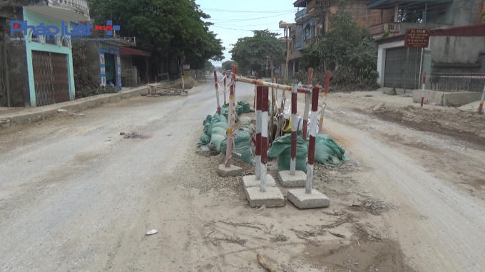Mặt bằng "xôi đỗ" đã làm tiên độ của dự án nâng cấp Quốc lộ 38 thuộc địa phận tỉnh Bắc Ninh và Hải Dương, theo hình thức BOT chậm tiến độ nghiêm trọng.