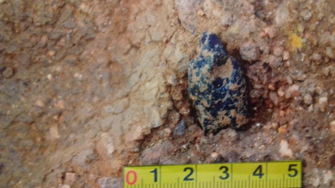 Niên đại rơi vào trái đất của các thiên thạch chính là tuổi của di tích. Thiên thạch Việt Nam nằm trong vùng trường Australia - Đông Dương, có tuổi từ 77 vạn đến 80 vạn năm.