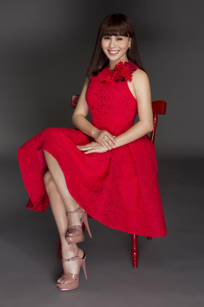 Đây cũng là một trong những dự án chiến lược của hoa hậu Hằng Nguyễn trong thời gian này, bên cạnh lĩnh vực kinh doanh về xây dựng, cung cấp thiết bị y tế và thời trang.