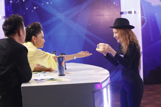 Lộ diện gương mặt h&aacute;t ca kh&uacute;c của Thu Minh hay nhất trong Vietnam Idol 2016