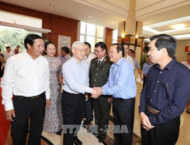 Tổng B&iacute; thư: Ngăn chặn cho được t&igrave;nh trạng tha h&oacute;a, hư hỏng...