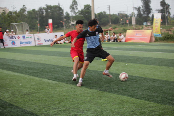 Vòng chung kết Press Cup 2018: Báo Pháp luật Việt Nam, Truyền hình Sóc Trăng chia điểm ở trận đầu