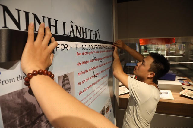 Với thiết kế độc đáo trên diện tích 1.500 m2, 95% hiện vật được trưng bày là hiện vật gốc, phần còn lại là phục chế. Đội kĩ thuật viên chuyên nghiệp sẽ giúp phục chế, sắp xếp lại theo đúng cái có sẵn. 