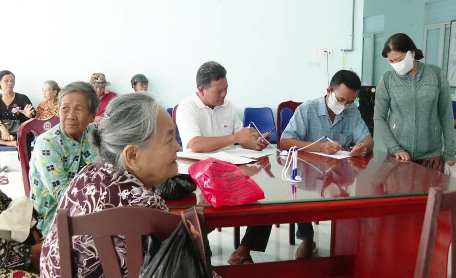 Tinh gọn bộ máy, phải nâng cao chất lượng đội ngũ cán bộ cơ sở phải bảo đảm đúng người, đúng việc, phát huy tối đa năng lực của từng cá nhân để phục vụ nhân dân ngày càng tốt hơn.