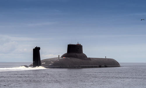 àu ngầm Dmitriy Donskoy ra biển thử nghiệm. Ảnh: Oleg Kuleshov.