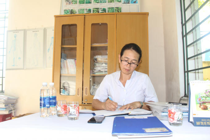 Chị Huỳnh Thị Thủy – nữ thầy thuốc có tấm lòng nhân ái.
