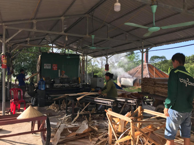 Hầu hết những xưởng chế biến gỗ này đều thiếu nhiều thủ tục pháp luật quan trọng.