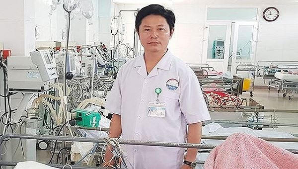 Thủ tướng tặng bằng khen vì dùng bia cứu sống bệnh nhân