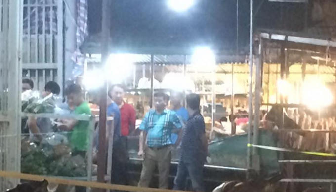 Lực lượng chức năng có mặt điều tra vụ việc.