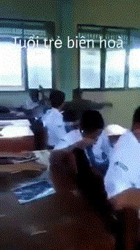 Nghi vấn thầy gi&aacute;o