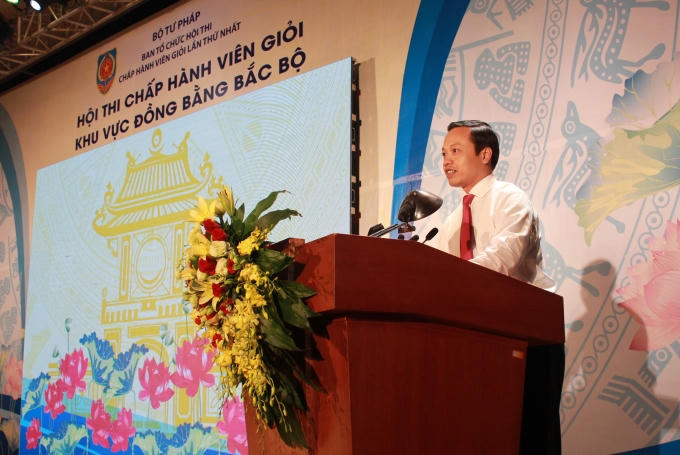 Thứ trưởng Trần Tiến Dũng phát biểu khai mạc.