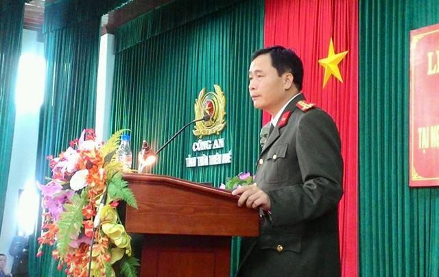 Đại tá Lê Quốc Hùng - Giám đốc Công an tỉnh Thừa Thiên - Huế đánh giá cao vai trò của quần chúng nhân dân trong trong việc truy tìm đối tượng. (Ảnh: Đăng Hậu).