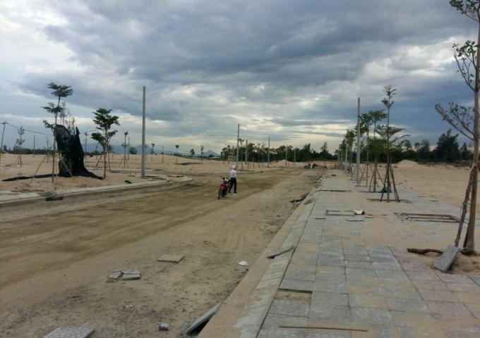 Giá đất ở đường 5,5m khu tái định cư phục vụ giải tỏa đường Hoàng Văn Thái nối dài có giá 245.000 đồng/m2.