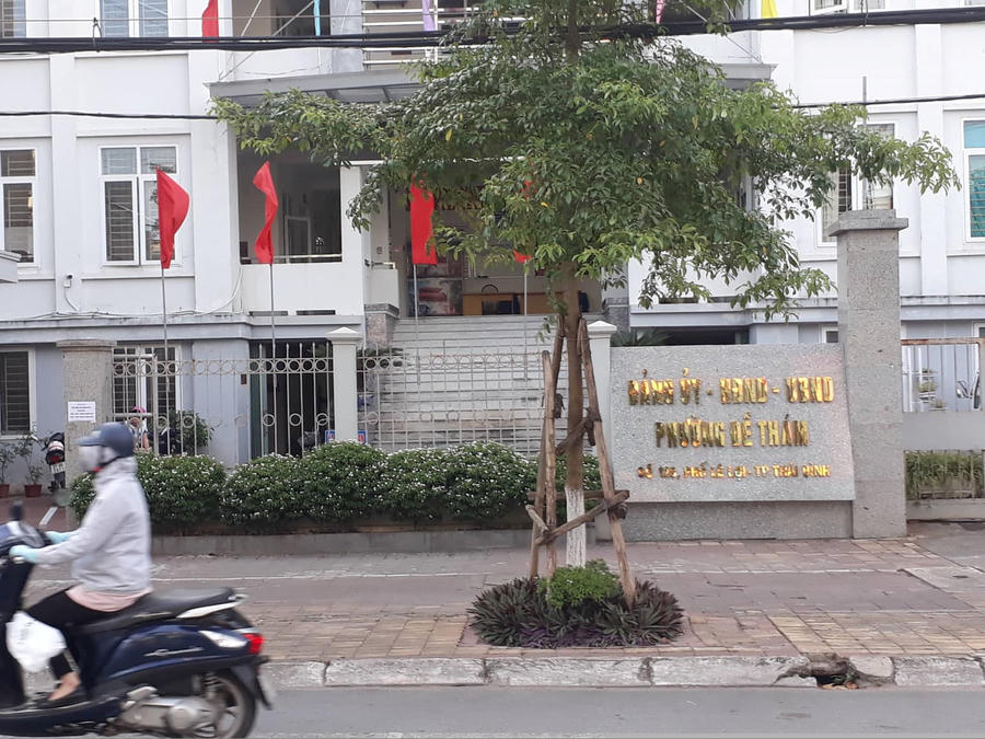 Trụ sở UBND phường Đề Thám.
