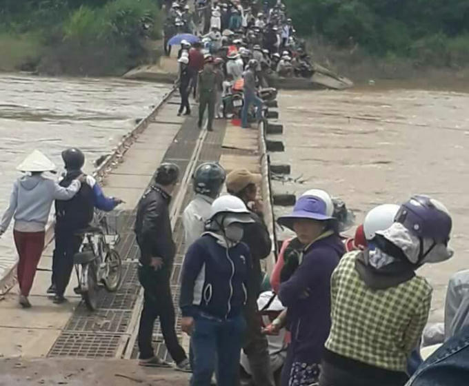 Cây cầu nơi bé 8 tuổi gặp nạn.