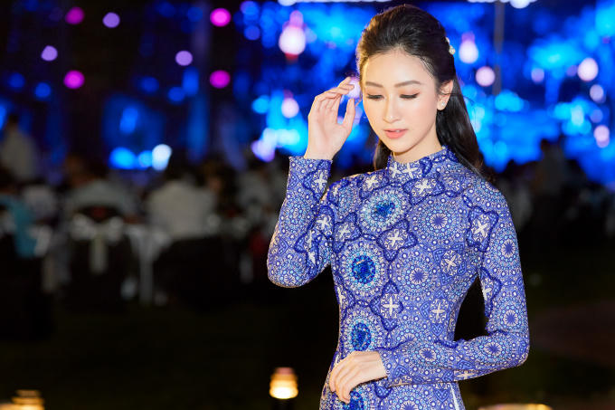 H&agrave; Thu: &ldquo;C&agrave;ng đi h&aacute;t, t&ocirc;i c&agrave;ng mới thương nghề ca sĩ...&rdquo;