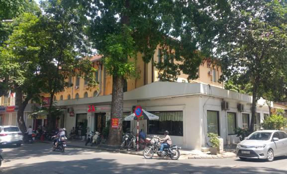 Quán café cao cấp bủa vây trụ sở Tổng Cục Địa chất và Khoáng sản Việt Nam.