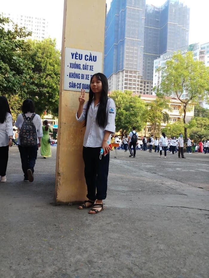 Hình ảnh nữ sinh Uyên. Ảnh GĐCC