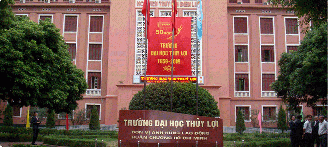 Đại học Thủy lợi nơi sinh viên nhảy lầu tự vẫn theo học