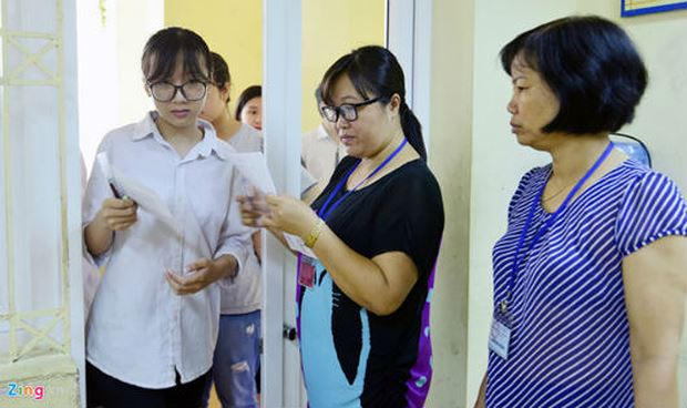 Học sinh thi vào lớp 10 ở Hà Nội năm 2018. (Ảnh: Zing)