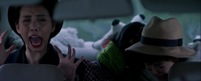 Biểu cảm khó đỡ của Thu Trang.