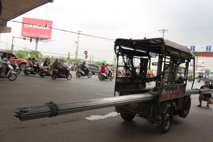 Một trường hợp xe vi phạm về chiều dài....