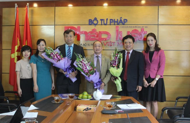 Các khách mời là những chuyên gia, lãnh đạo các đơn vị chức năng của các Bộ, ngành sẽ cung cấp nhiều thông tin hữu ích tới độc giả