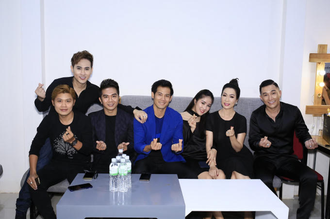 HAU TRUONG SHOWBIZ KE XAU (1)