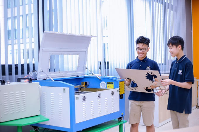 Kh&aacute;m ph&aacute; kh&ocirc;ng gian s&aacute;ng chế hiện đại của học sinh Vinschool