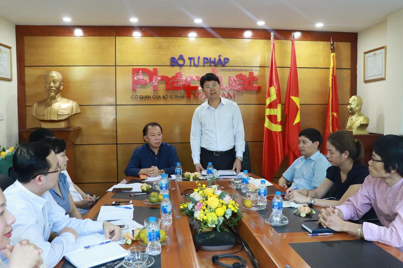 Thứ trưởng Nguyễn Thanh Tịnh đánh giá Báo PLVN đã hội tụ được “Bản lĩnh, năng động, sáng tạo, hành động, đoàn kết và nghĩa tình”