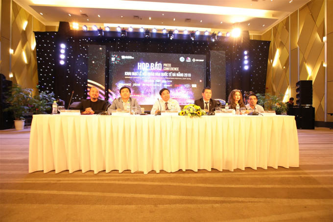 Là sự kiện đáng chú ý nhất trong mùa DIFF 2019, “Vũ hội Ánh dương” tại Sun World Ba Na Hills sẽ chính thức ra mắt khán giả ngày 31/05/2019.