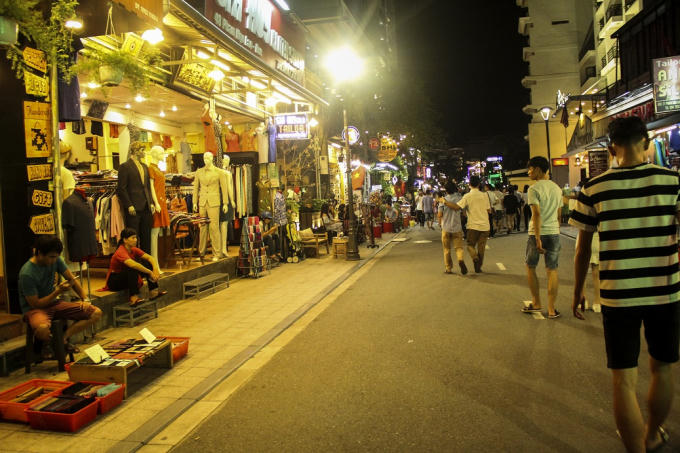 Khu phố sẽ được mở cửa hàng tuần vào các tối thứ 6, thứ 7 từ 18h tới 2h sáng hôm sau và chủ nhật từ 18h tới 24h. Đồng thời sẽ cấm tắt cả các phương tiện giao thông qua lại.