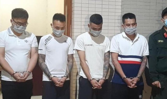 Hà Nội: 15 đối tượng tổ chức sử dụng trái phép ma túy tại quán hát